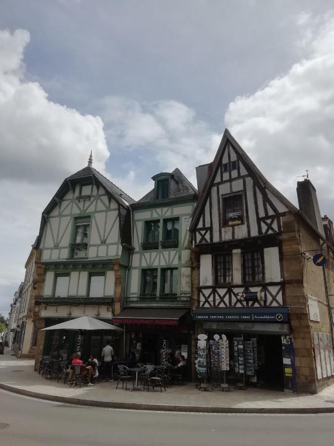 Charmant Appartement Plein Centre Auray Exterior foto